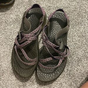 Purple chaco sandals LIKE NEW!
